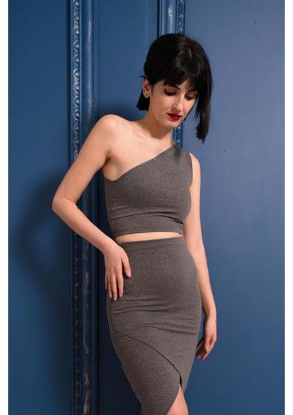 Gri Tek Omuz Crop Üst fırsatları
