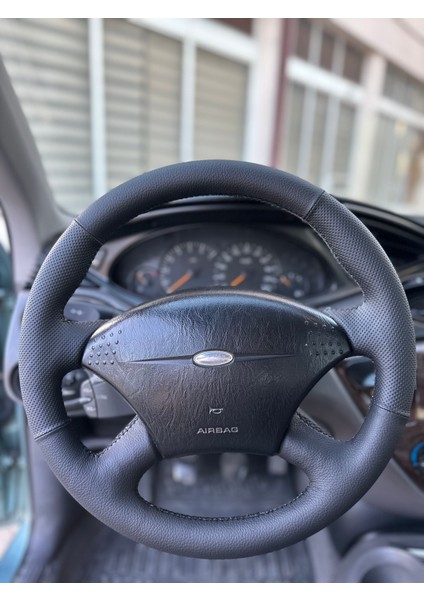 Ford Focus 1 Araca Uyumlu Direksiyon Kılıfı modelleri