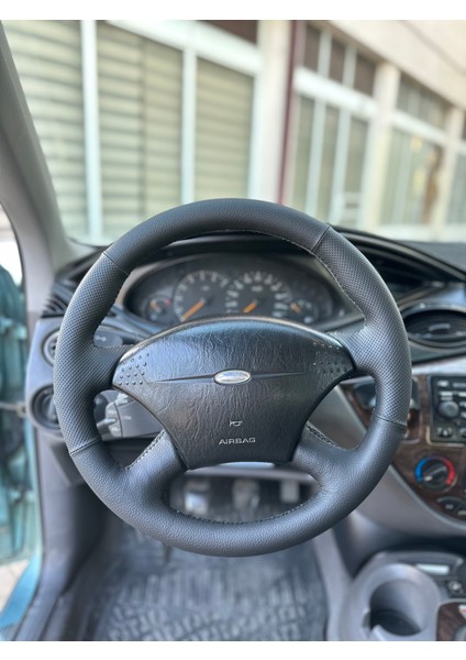 Ford Focus 1 Araca Uyumlu Direksiyon Kılıfı fırsatları