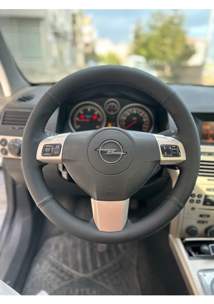 Opel Astra H Araca Özel Direksiyon Kılıfı