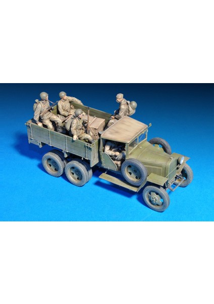 1/35 Ölçek Plastik Maket, Gaz-Aaa Kargo Kamyonu, 1941 Model fırsatları