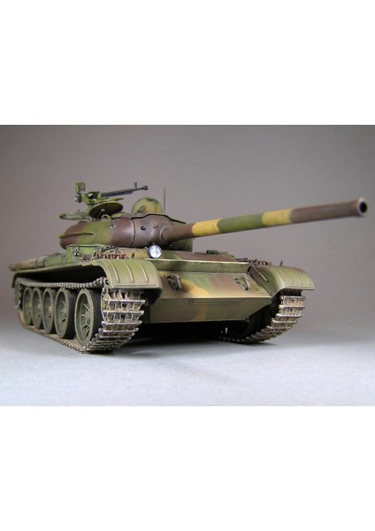 1/35 Ölçek Plastik Maket, T-54-I Sovyet Orta Tank İç Yapısıyla