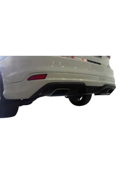 Ford Focus 3 Sedan Body Kit (Plastik) modelleri