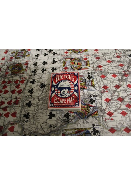 Bicycle Escape Map Oyun Kartı Destesi ( Bicycle Koleksiyonluk Oyun Kağıdı)