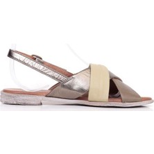 Bueno Shoes Ince Kemerli Deri Kadın Düz Sandalet 9N5010
