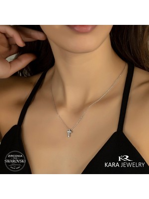 Swarovskı Gümüş Taşlı Haç Kolye