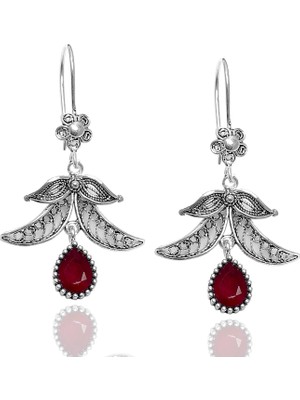 Midyat Nurtaş Gümüş Yakut Taşlı Yaprak Model  Telkari Gümüş Küpe