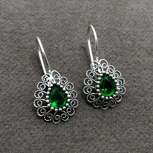 Midyat Nurtaş Gümüş Zümrüt Taşlı Damla Model Oksitli Telkari Gümüş Kadın Küpe