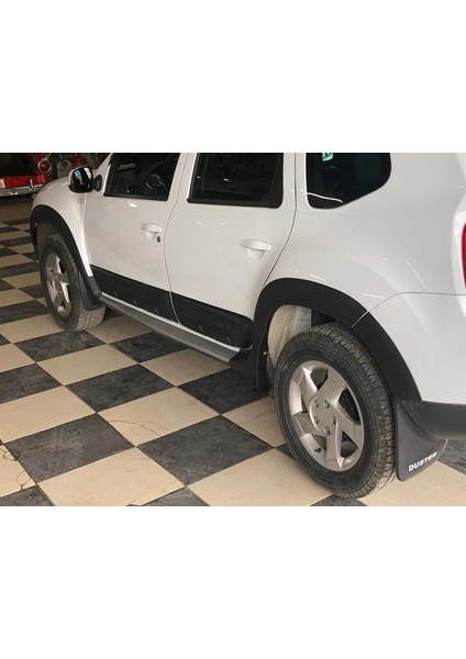 Dacia Duster Çamurluk ve Kapı Dodik Set 12 Prç.abs Set (2010-2017