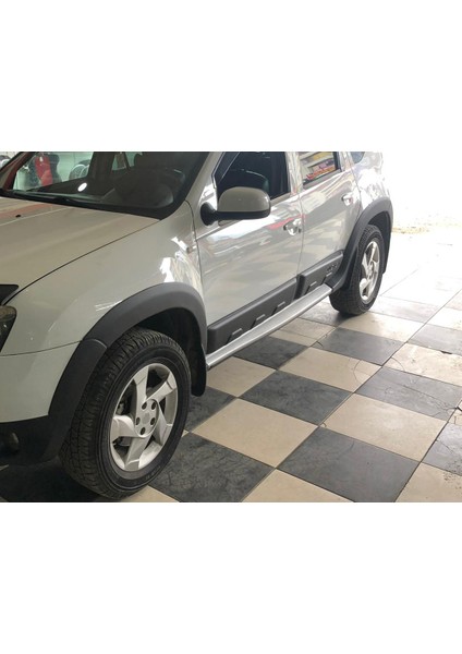 Dacia Duster Çamurluk ve Kapı Dodik Set 12 Prç.abs Set (2010-2017