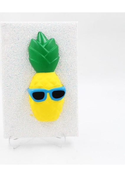 Beyaz Ananas Squishy Simli Kendi Kutusunda Kabartmalı Sukuşi