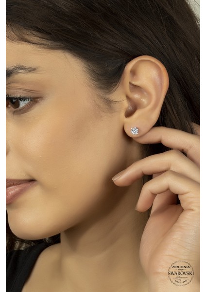 Swarovskı Tek Taş Küpe 16