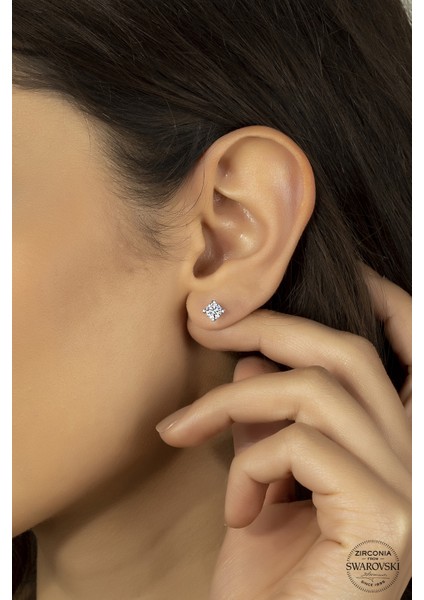 Swarovskı Tek Taş Küpe 09