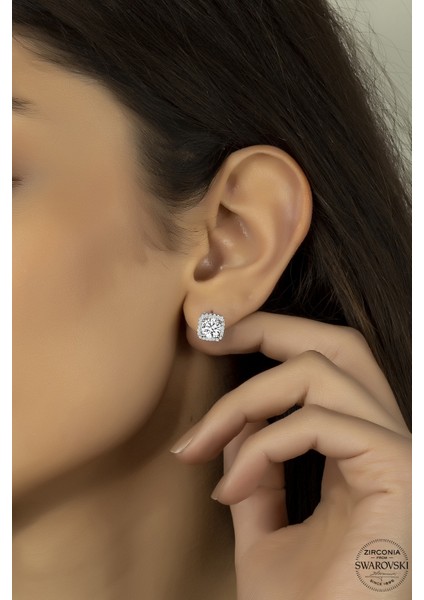 Swarovskı Taşlı Fantazi Çivili Küpe fiyatları