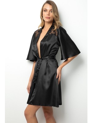 Doremi Kadın Sırtı Dantelli Siyah Saten Sabahlık Zarif Desenli Rahat Kesim