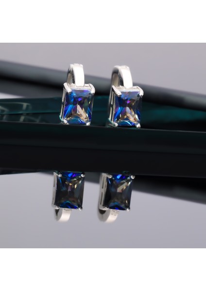 925 Ayar Gümüş Mavi Mistik Baget Taşlı Küpe