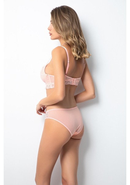 Push Up Dolgulu Geniş Kanatlı Dantelli Sütyen Takım fırsatları