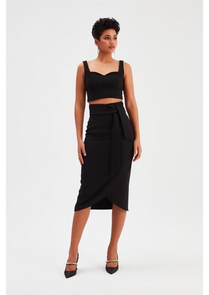 2040-4515 Siyah Kadın Kusaklı Kalem Etek 36-42 modelleri