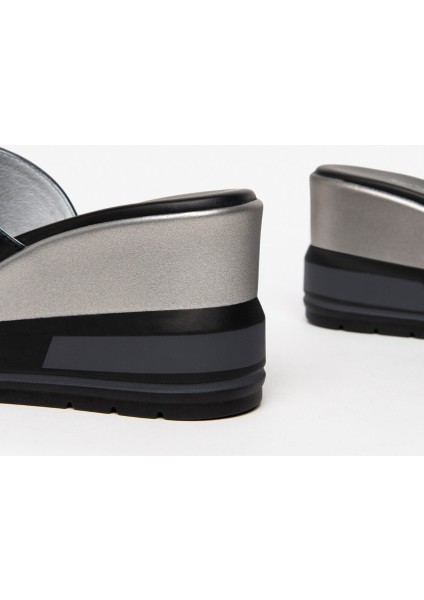 Kadın Sandalet E307702D Nerogiardini Tamıgı Polı.perosa 42695 100-NERO fırsatları