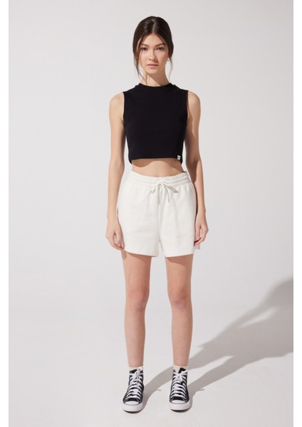Regular Fit Normal Kesim %100 Pamuk Lastikli Bel Kırık Beyaz Sweat Şort