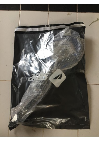 Çantalı Pro Badminton Seti 2 Adet Badminton Raketi 1 Adet Badminton Topu Pro Badminton