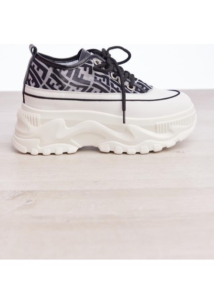 Bağcıklı Yüksek Taban Kadın Sneaker
