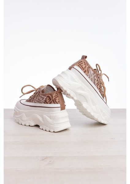 Bağcıklı Yüksek Taban Kadın Sneaker fırsatları