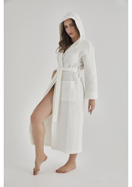 Uzun Şalyaka Bambu (Antibakteriyel) Cotton Havuzlu Pike Bayan Sabahlık fırsatları