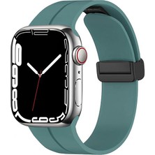 AktarMobile Apple Watch 7 8 41 mm Uyumlu Silikon Kordon Magnetik D Tokalı Spor Kayış Mıknatıslı Toka