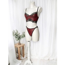 Gece İncisi Dantel Detaylı Deri Büstiyer Takım