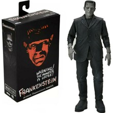 Neca Universal Monsters - Ultimate Frankenstein's Monster (Black & White) Figür