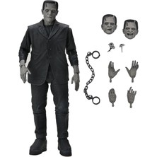 Neca Universal Monsters - Ultimate Frankenstein's Monster (Black & White) Figür