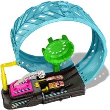 EC Shop Dolu Oyuncak HBN02 Hot Wheels Monster Trucks Karanlıkta Parlayan Çemberde Yarış Seti