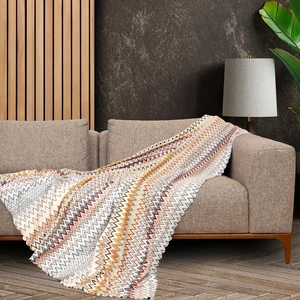 Softmicro Zikzak Desenli 130X180 cm Koltuk Örtüsü Şal, Kanepe Örtüsü, Tv Battaniyesi Çok Renkli
