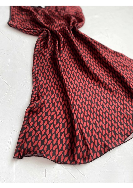 Dudak Baskılı Gecelik indirimleri