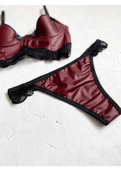 Dantel Detaylı Deri Büstiyer Takım fırsatları