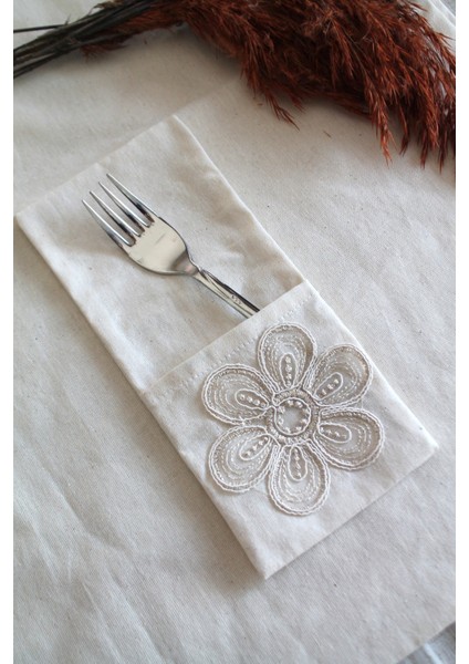 6 Adet Çiçek Dantelli Krem Keten Kaşıklık Servis Sunum - Table Decor indirimleri