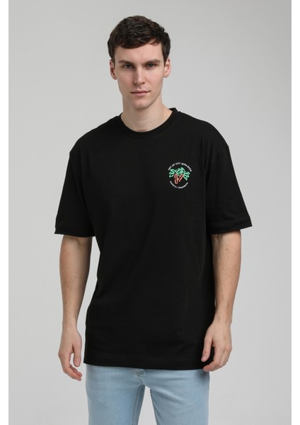 Bisiklet Yaka Siyah Oversize Tişört 23SSM20336
