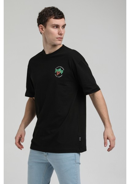 Bisiklet Yaka Siyah Oversize Tişört 23SSM20336