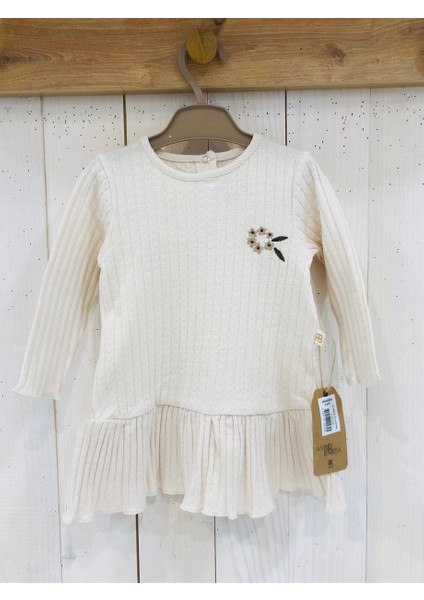 Sıfır Yaka Çiçek Süslemeli Farbalı Kız Bebek Elbise