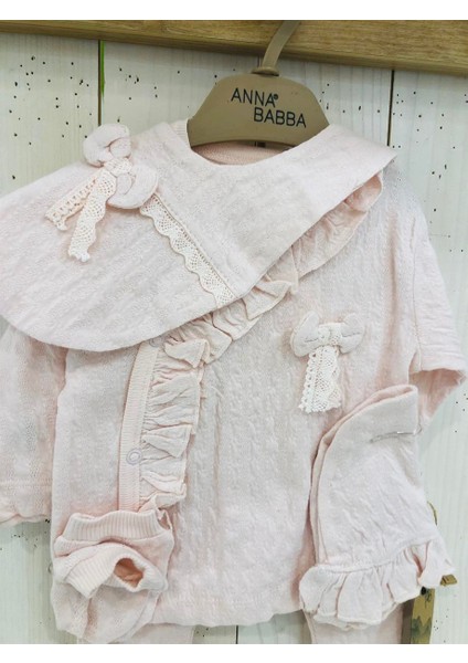 Fiyonk ve Farba Süslemeli Kız Bebek Alt Üst Takım