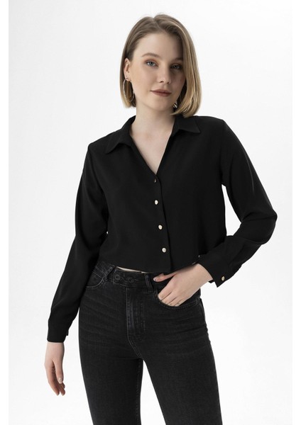 Kadın Düğmeli Kısa Salaş Gömlek