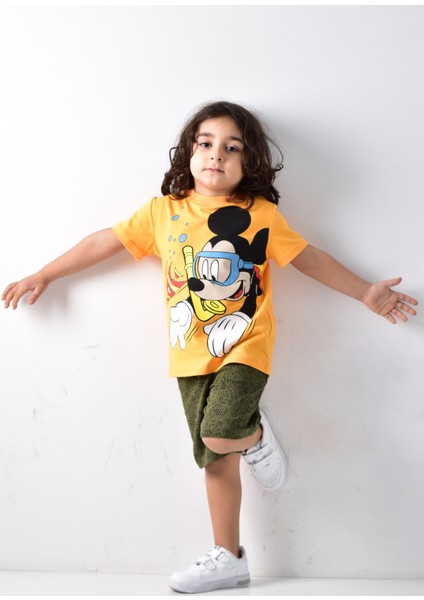 Erkek Çocuk Baskılı T-Shirt Şort Takımı fiyatları