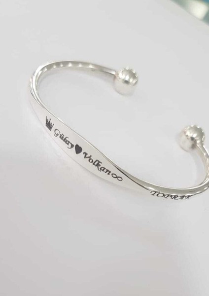 Kişiye Özel Eş ve Çocuklarınızın Isim ve Önemli Tarihlerin Yazıldığı 925 Ayar Gümüş Bileklik modelleri