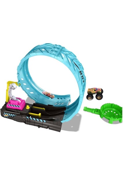 Dolu Oyuncak HBN02 Hot Wheels Monster Trucks Karanlıkta Parlayan Çemberde Yarış Seti fiyatları