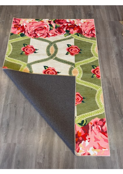 Mira 888 Yeşil Temalı Gül Desenli Floret Halı
