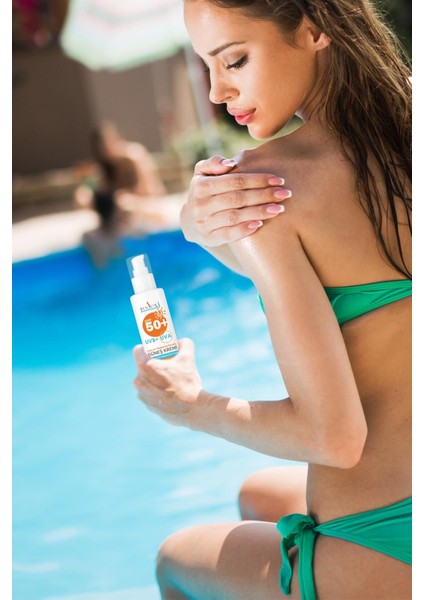 Güneş Kremi SPF50 Yüz Vücut Için Yüksek Koruma Tüm Ciltler 2X100 ml
