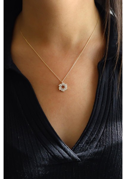 Yuvarlak Kesim Baget Altın Kolye