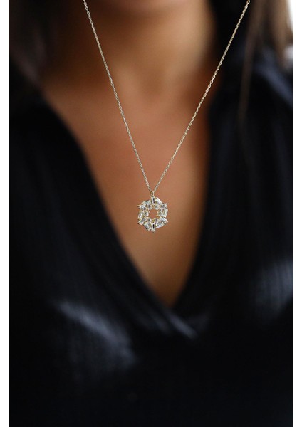 Yuvarlak Kesim Baget Altın Kolye fırsatları