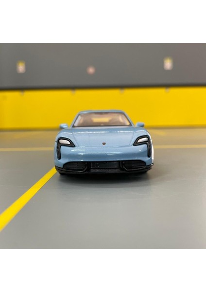 Porsche Taycan Turbo S 1/36 Ölçek Diecast Metal Model Araba Oyunca Araba fiyatları